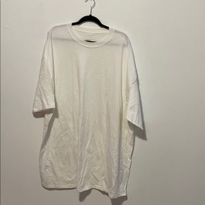 White short sleeve tee shirt size 4XL